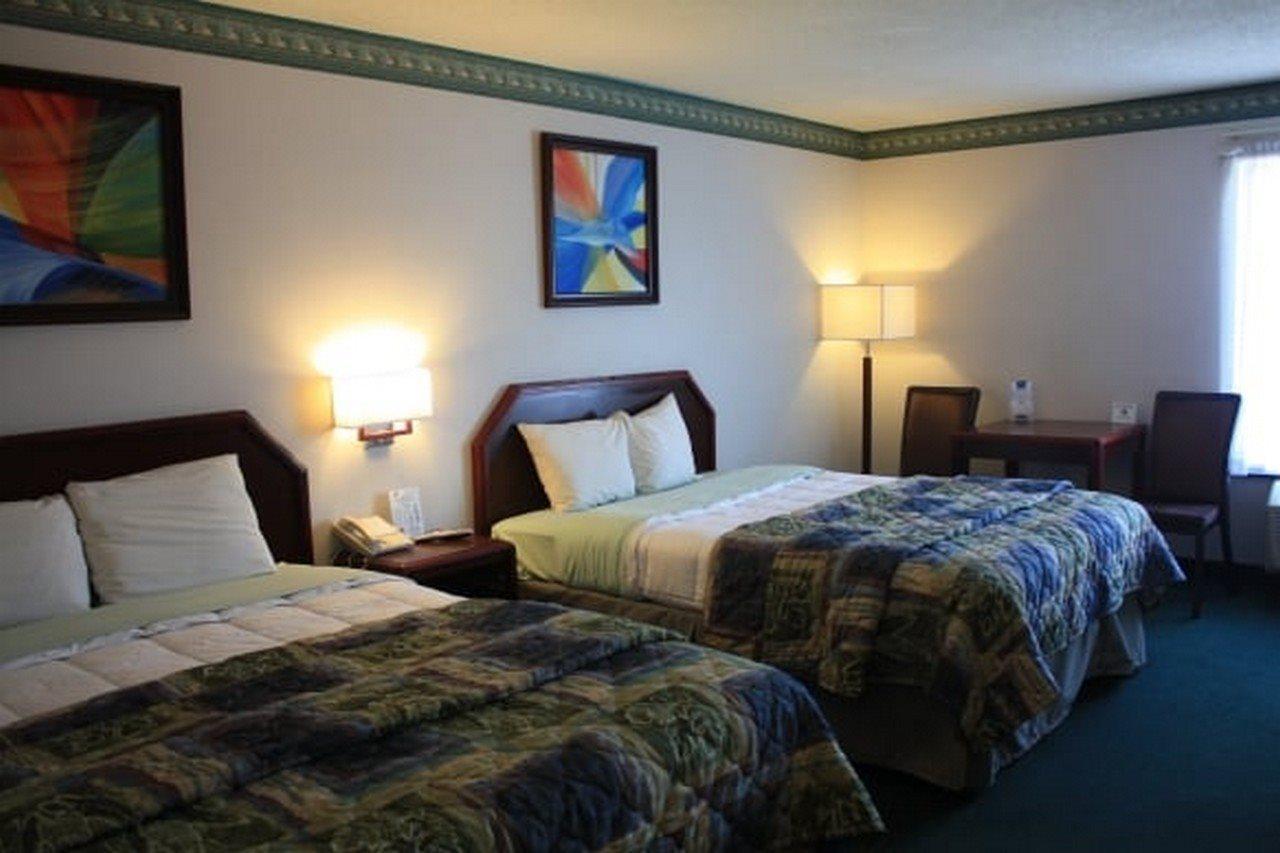 Super 8 By Wyndham Somerset Εξωτερικό φωτογραφία