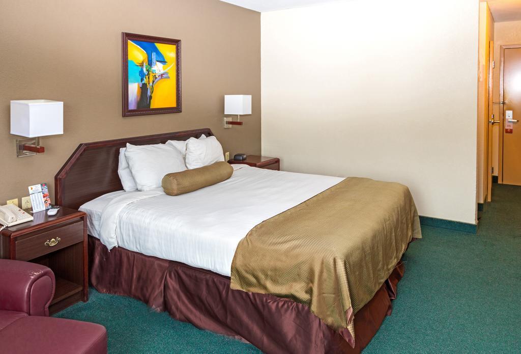 Super 8 By Wyndham Somerset Εξωτερικό φωτογραφία